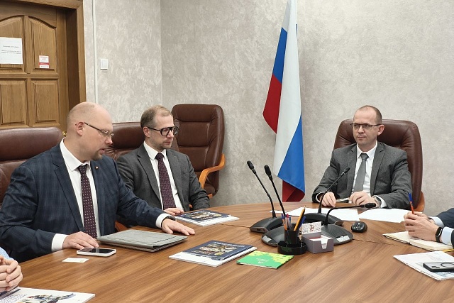  В министерстве прошло совещание с представителями ПАО «Газпром нефть»
